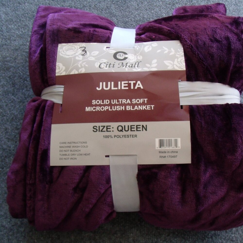 Citi Mall  Julieta solid  ultra soft blanket QUEEN  DEEP PURPLE